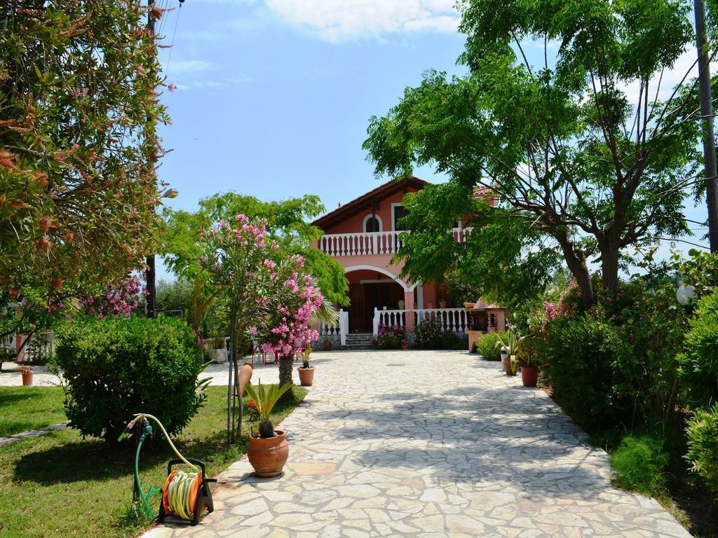 Villasabella Laganas